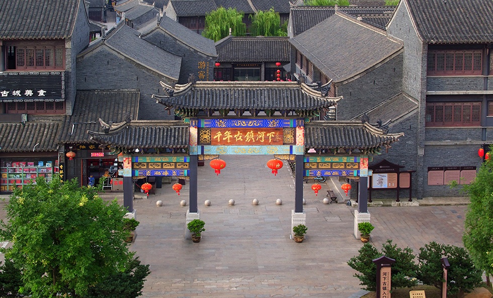 红龙扑克 - 专业在线扑克赛事运营商