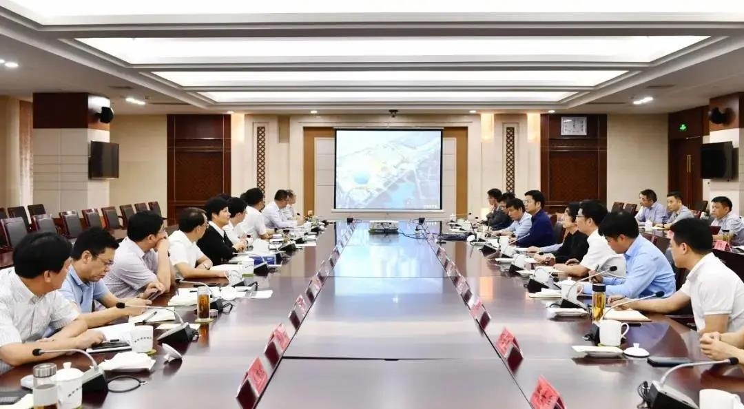 红龙扑克 - 专业在线扑克赛事运营商