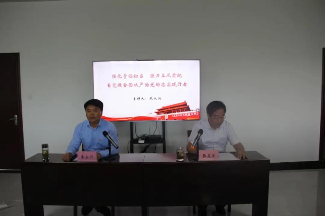 红龙扑克 - 专业在线扑克赛事运营商