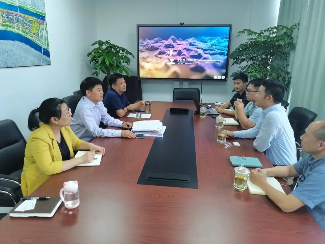 红龙扑克 - 专业在线扑克赛事运营商