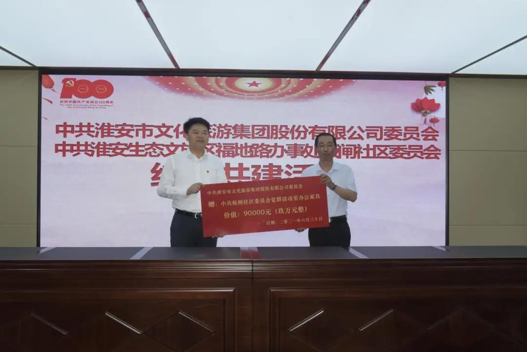 红龙扑克 - 专业在线扑克赛事运营商