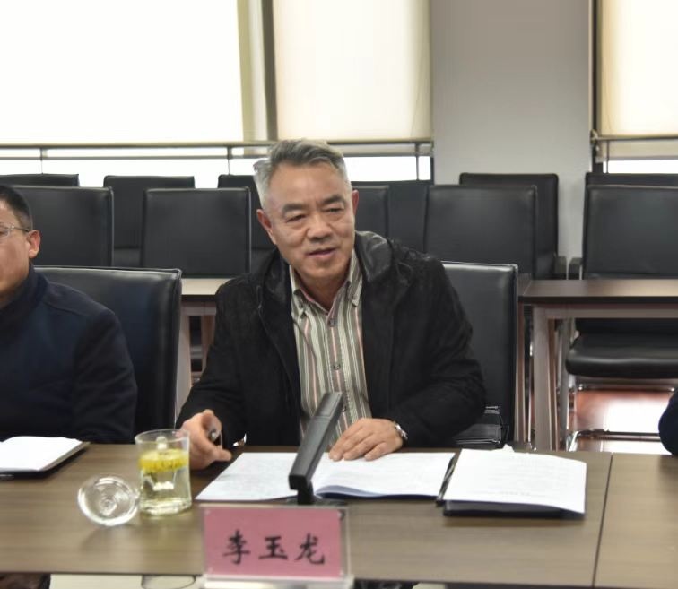 红龙扑克 - 专业在线扑克赛事运营商