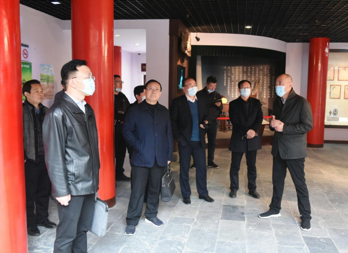 红龙扑克 - 专业在线扑克赛事运营商