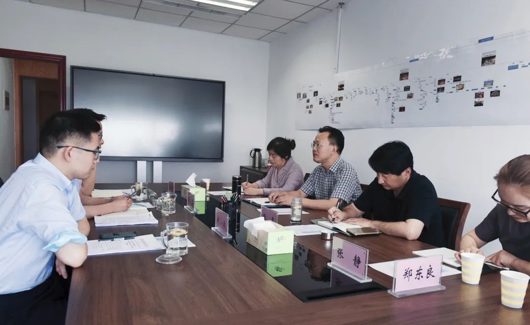 红龙扑克 - 专业在线扑克赛事运营商