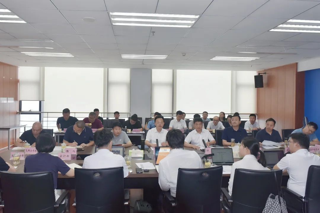 红龙扑克 - 专业在线扑克赛事运营商