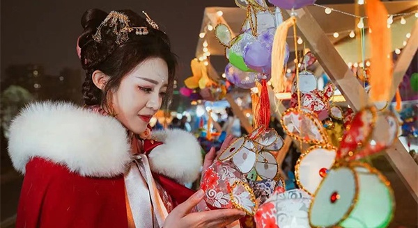 年味回归 大展宏“兔” | 红龙poker官网