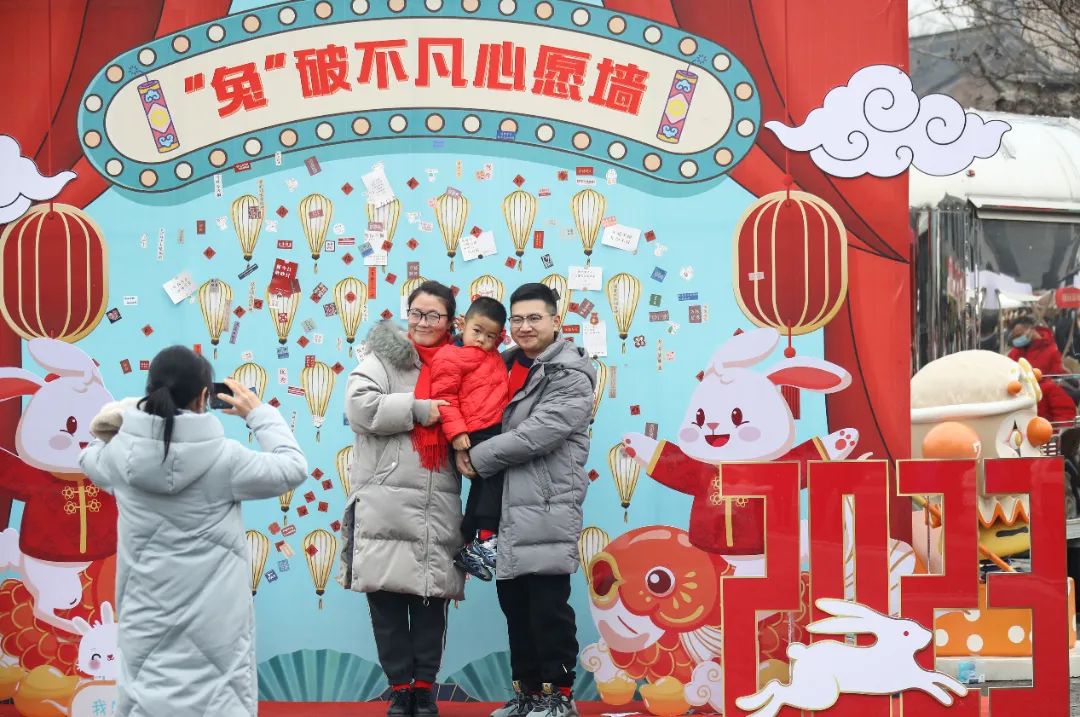 红龙扑克 - 专业在线扑克赛事运营商