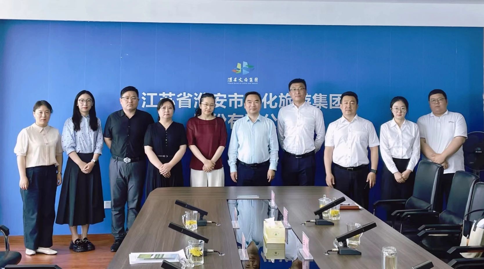 红龙扑克 - 专业在线扑克赛事运营商