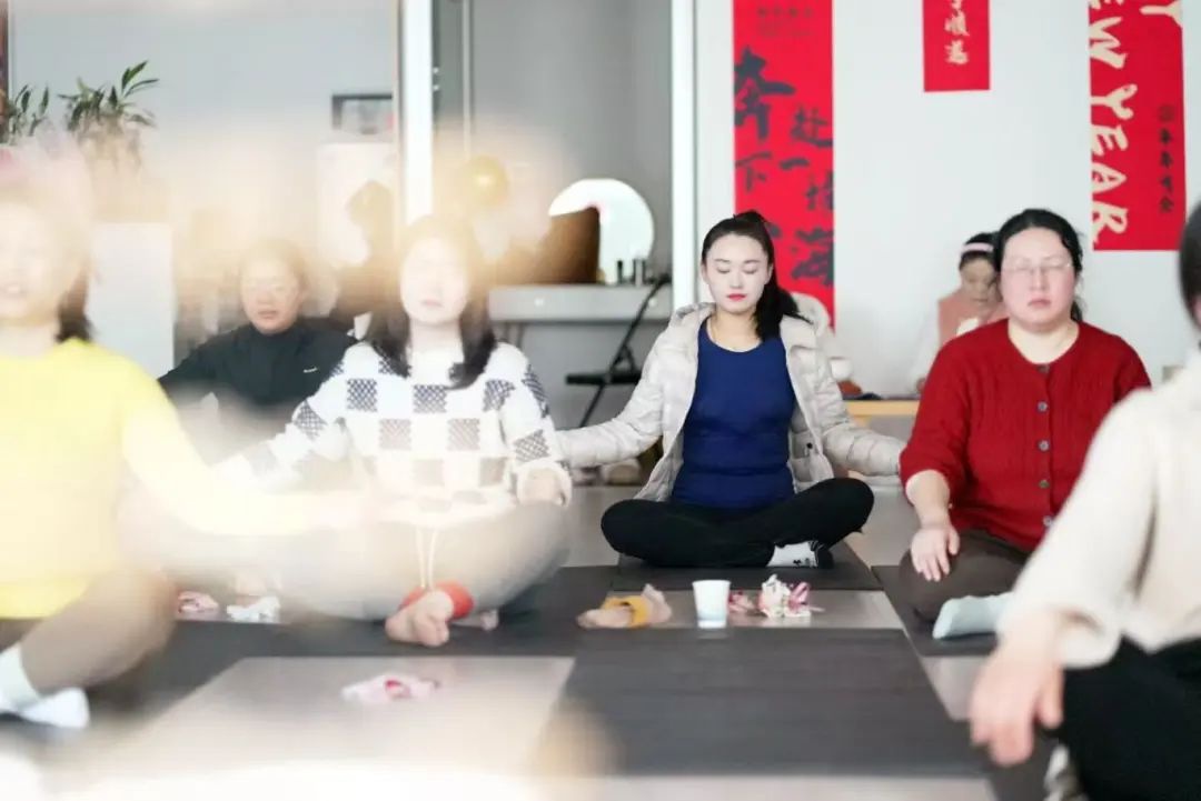 红龙扑克 - 专业在线扑克赛事运营商