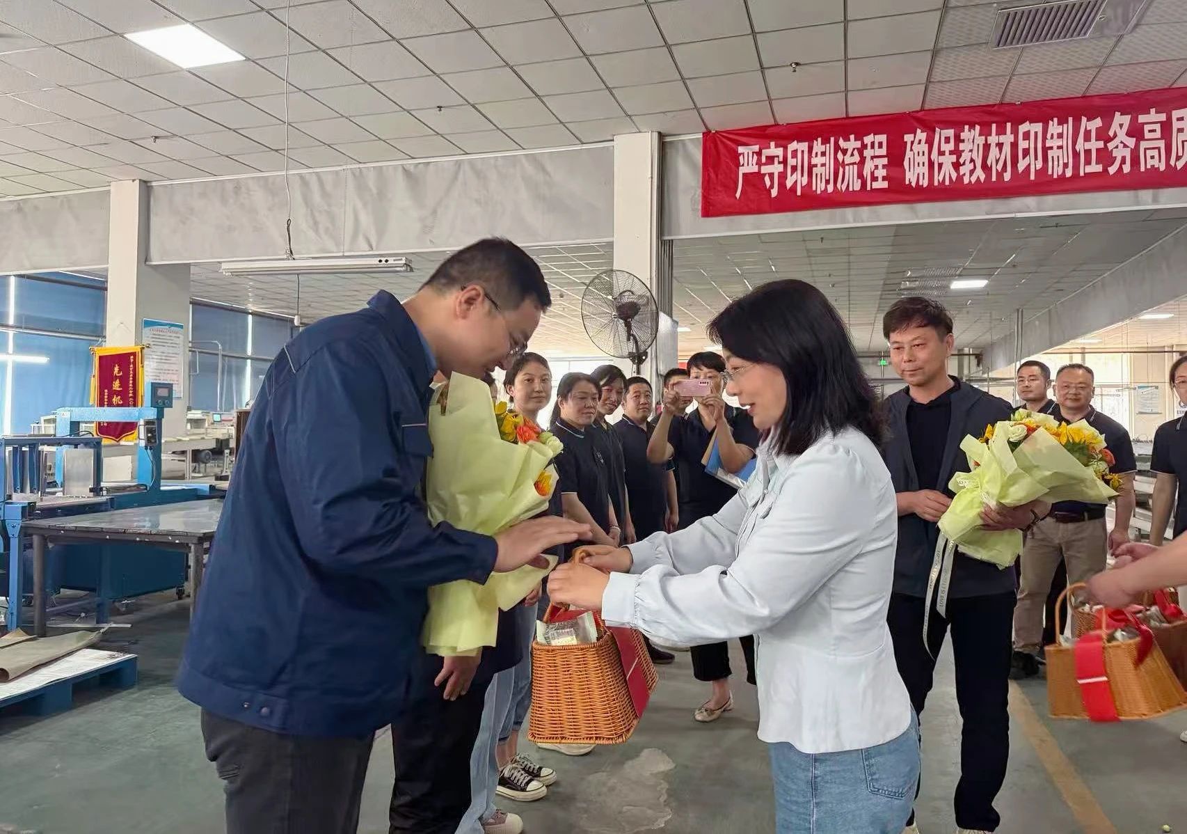 红龙扑克 - 专业在线扑克赛事运营商