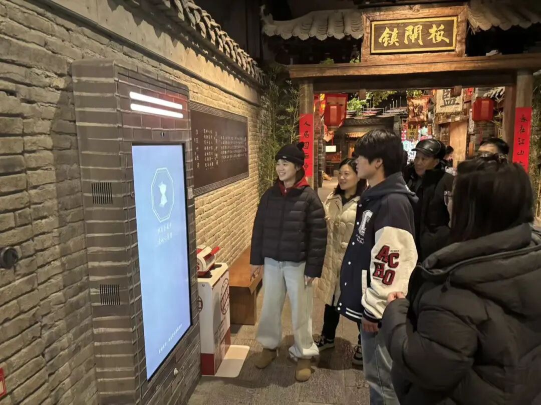 红龙扑克 - 专业在线扑克赛事运营商
