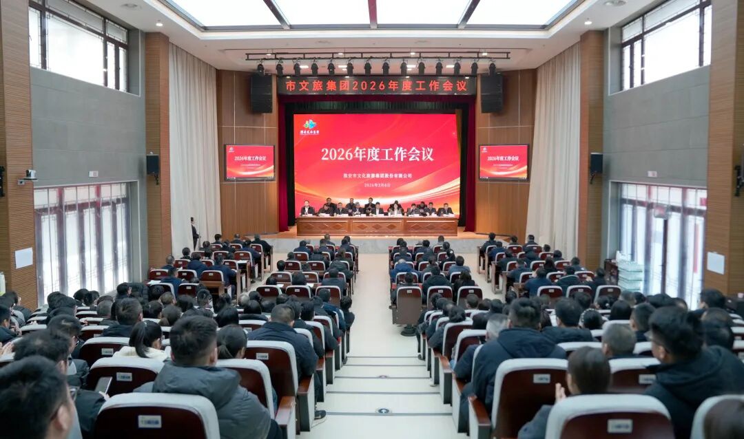 红龙扑克 - 专业在线扑克赛事运营商