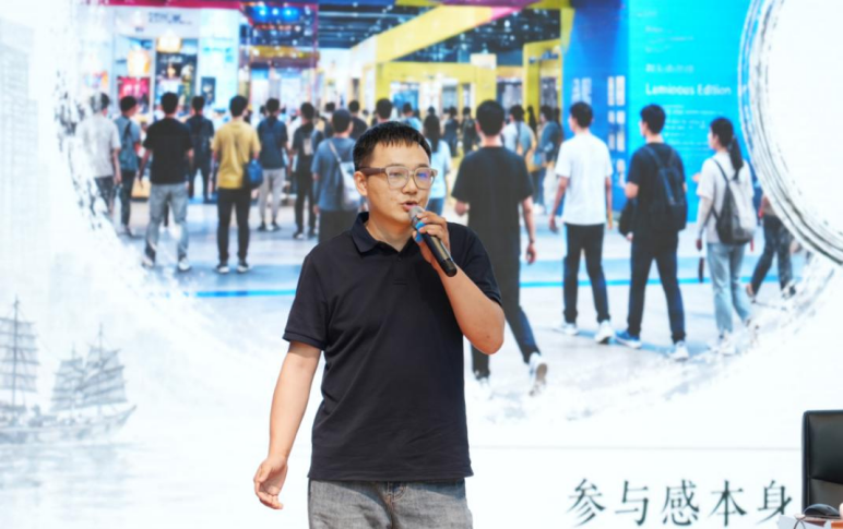 红龙扑克 - 专业在线扑克赛事运营商